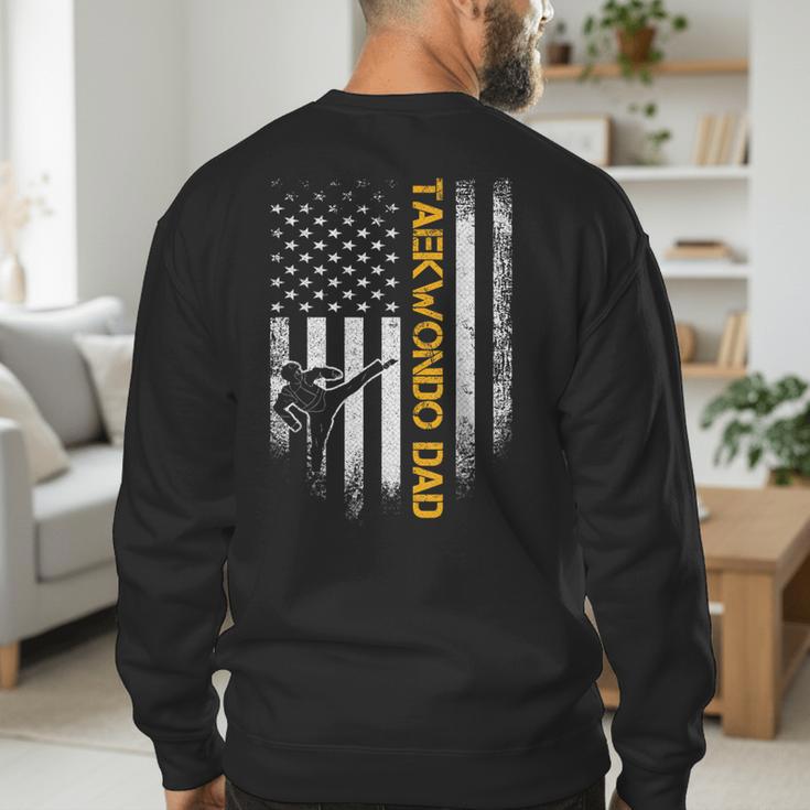 Vintage USA Flag Korea Taekwondo Training Dad Silhouette Men's Sweatshirt Back Print