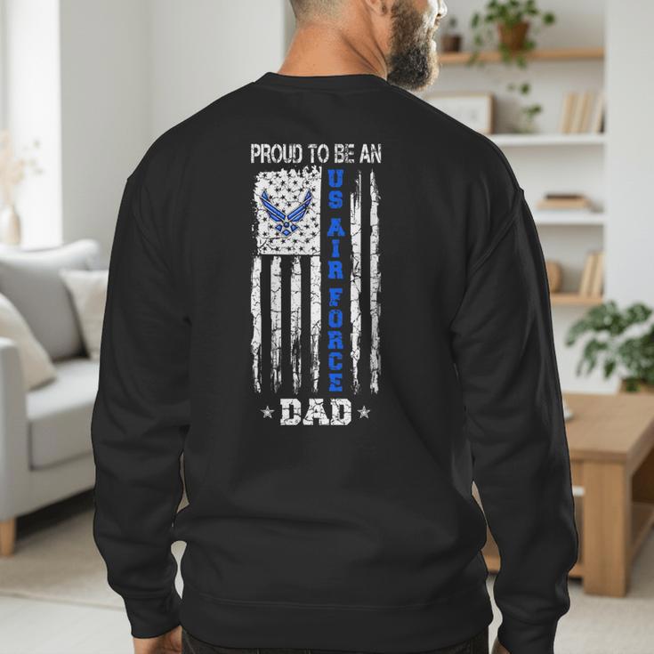 Vintage USA Flag Proud To Be An US Air Force Dad Men's Sweatshirt Back Print