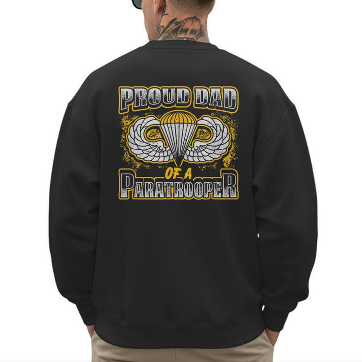 Proud Dad Of a Airborne Division Paratrooper Men's Sweatshirt Back Print