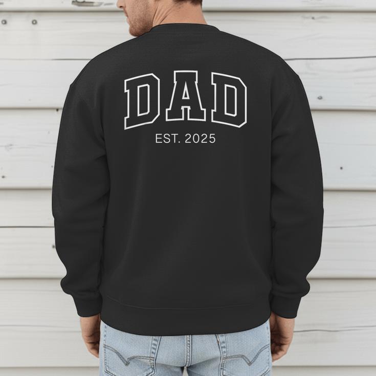 Promoted To Dad Est 2025 Daddy To Be First Time Dad Men's Sweatshirt Back Print