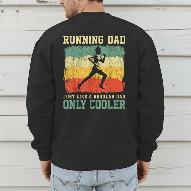 Retro Running Dad Runner Marathon Athlete Humor Outfit Men's Sweatshirt Back Print