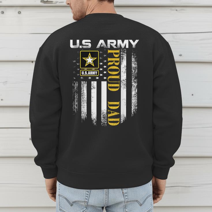 Vintage US Army Proud Dad With American Flag Men's Sweatshirt Back Print
