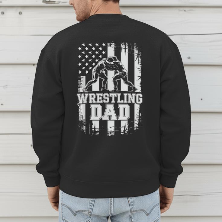 Wrestling Dad US Flag Fathers Day Wrestling Fans Men's Sweatshirt Back Print
