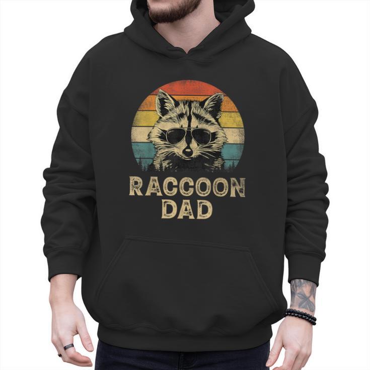 Vintage Raccoon Dad Raccoon Lovers Daddy Father's Day Men Hoodie