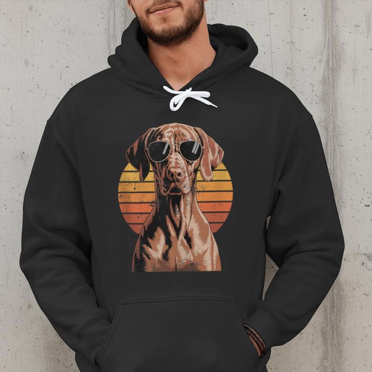 Cool Retro Vizsla Dog Mom Dad Vintage Pet Lovers Men Hoodie