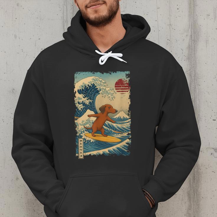 Dachshund Doxie Japanese Kanagawa Wave Surfing Japan Mom Dad Men Hoodie