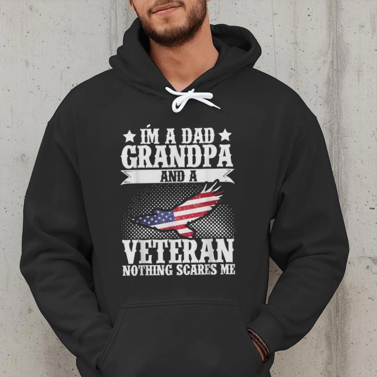 I'm A Dad Grandpa And A Veteran US Flag Veterans Day Men Hoodie