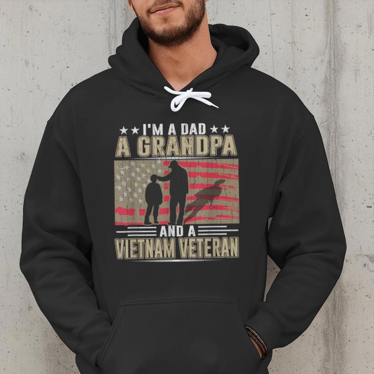 I'm A Dad a Grandpa And a Vietnam Veteran Men Hoodie