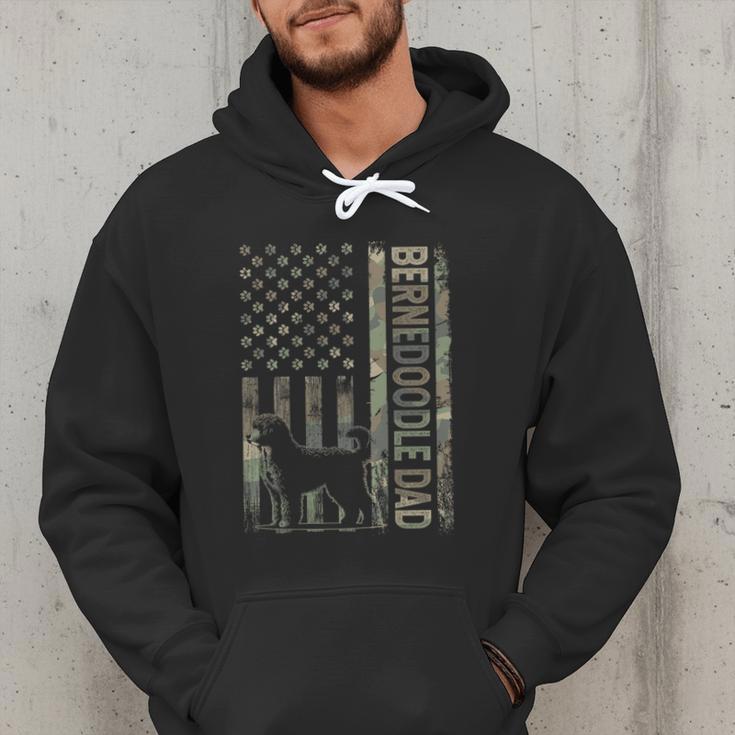 Mini Bernedoodle Dad Camo USA Flag DESIGN ON BACK Men Hoodie