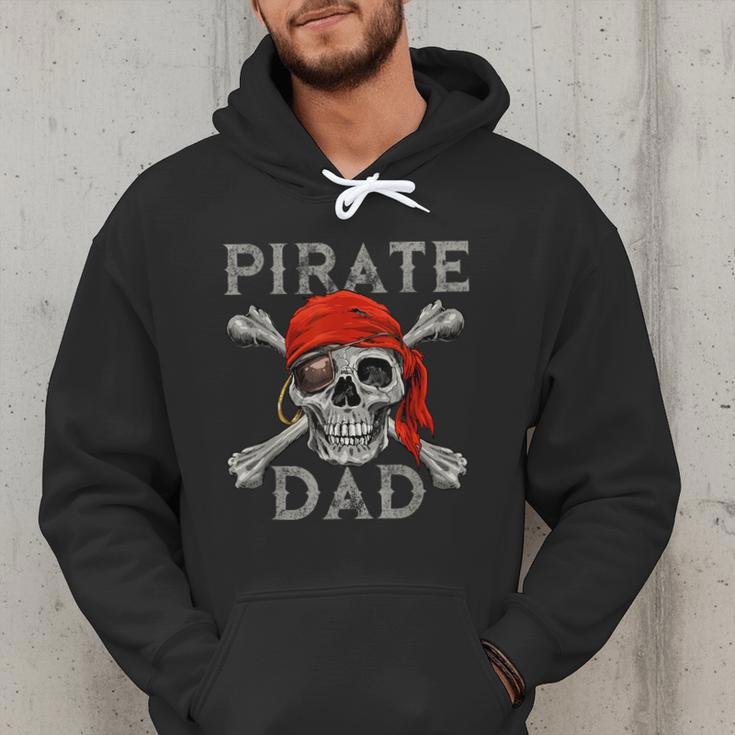 Pirate Dad Shirt Jolly Roger Crossbones Skull Halloween Men Hoodie