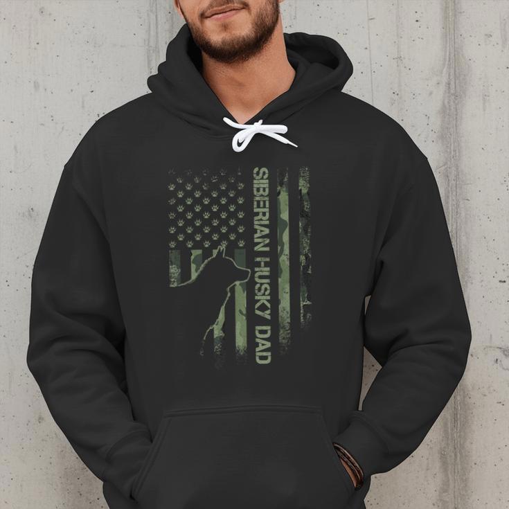 Vintage USA Camo Flag Proud Siberian Husky Dad Silhouette Men Hoodie Vintage USA Camo Flag Proud Siberian Husky Dad Silhouette Men Hoodie
