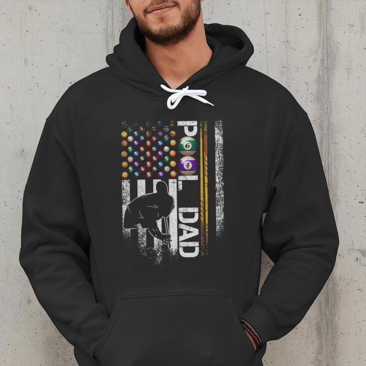 Vintage USA Flag Billiards Player Proud Pool Dad Men Hoodie