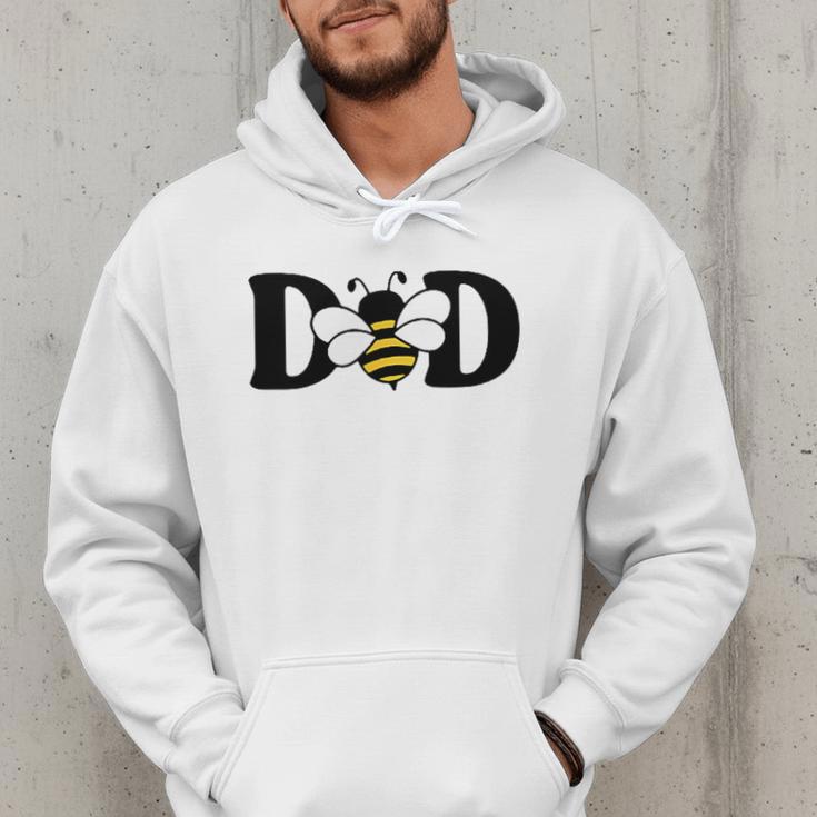 Dad Bee Cute Beekeeping 1st Birthday Matching Family Dada Men Hoodie