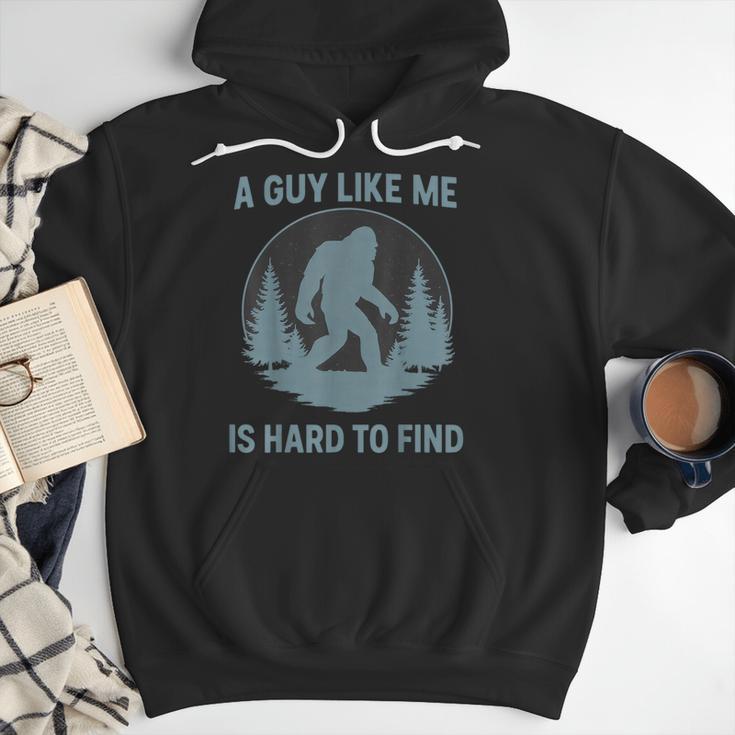 Bigfoot A Guy Like Me Is Hard To Find Forest Men Dad Men Hoodie