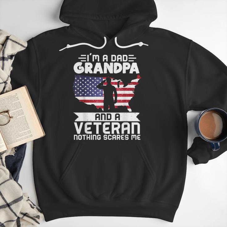 Dad Grandpa Veteran Nothing Scares Patriotic Veterans Day Men Hoodie