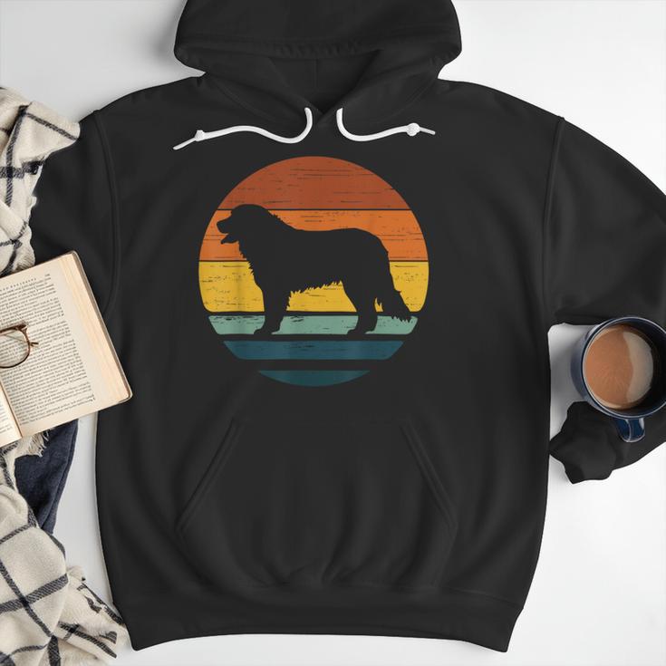 Golden Mountain Vintage Retro Mum Dad Dog Men Women Kids Men Hoodie