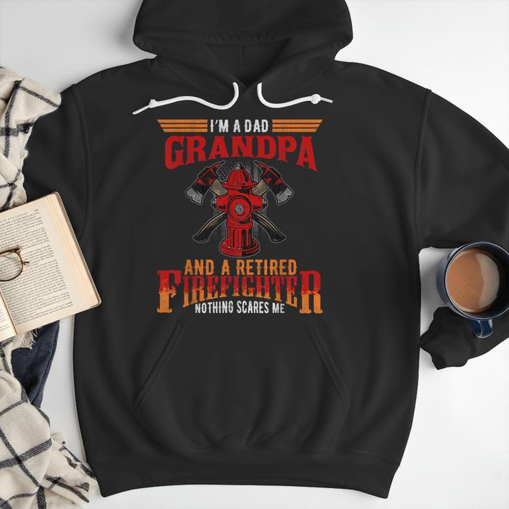 I'm Dad Grandpa Retired Firefighter Nothing Scares Me Men Hoodie