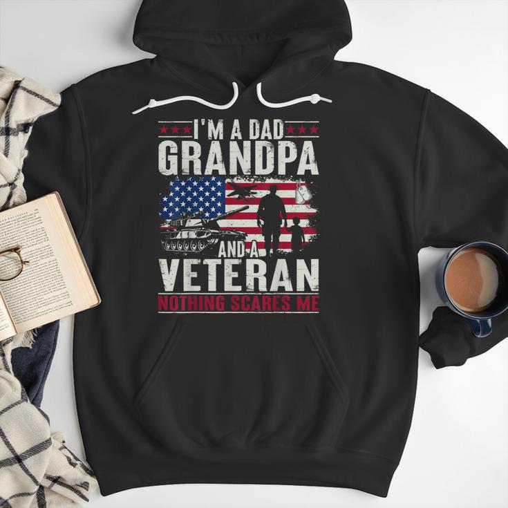 I'm A Dad Grandpa And Veteran Retro Papa Grandpa Men Hoodie