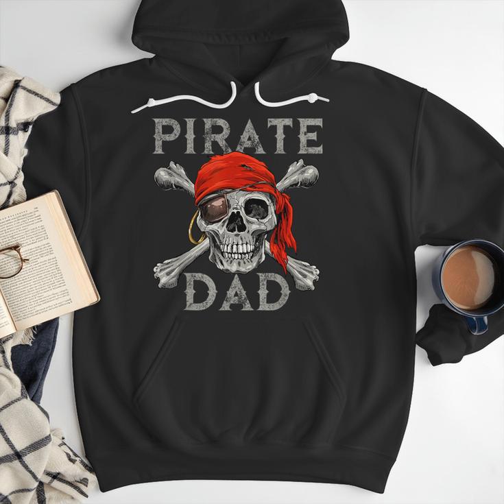 Pirate Dad Shirt Jolly Roger Crossbones Skull Halloween Men Hoodie