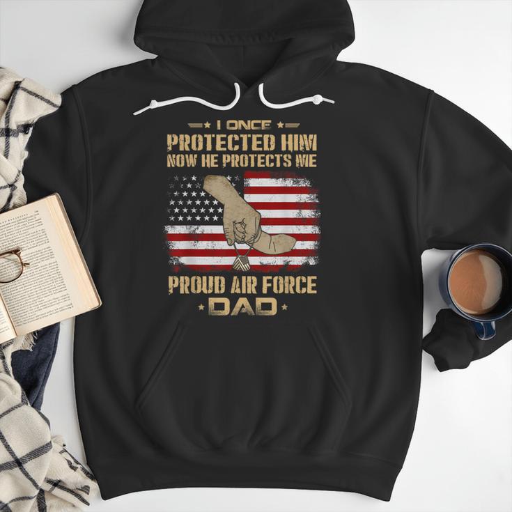 Now He Protects Me USAF Dad Proud Air Force Dad T-Shirt Men Hoodie
