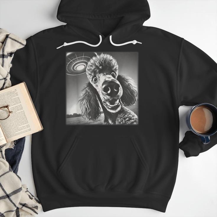 Vintage Poodle Selfie With UFO Alien Photobooth Dog Mom Dad Men Hoodie
