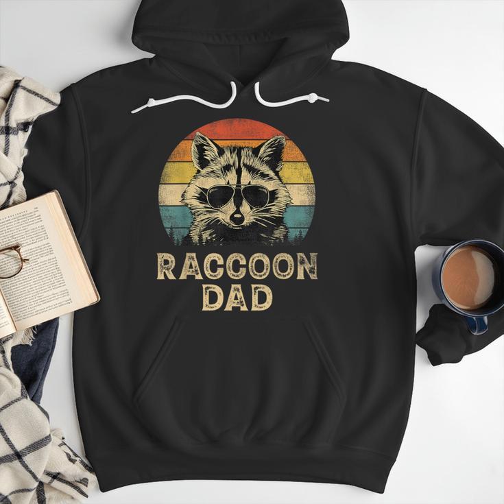 Vintage Raccoon Dad Raccoon Lovers Daddy Father's Day Men Hoodie