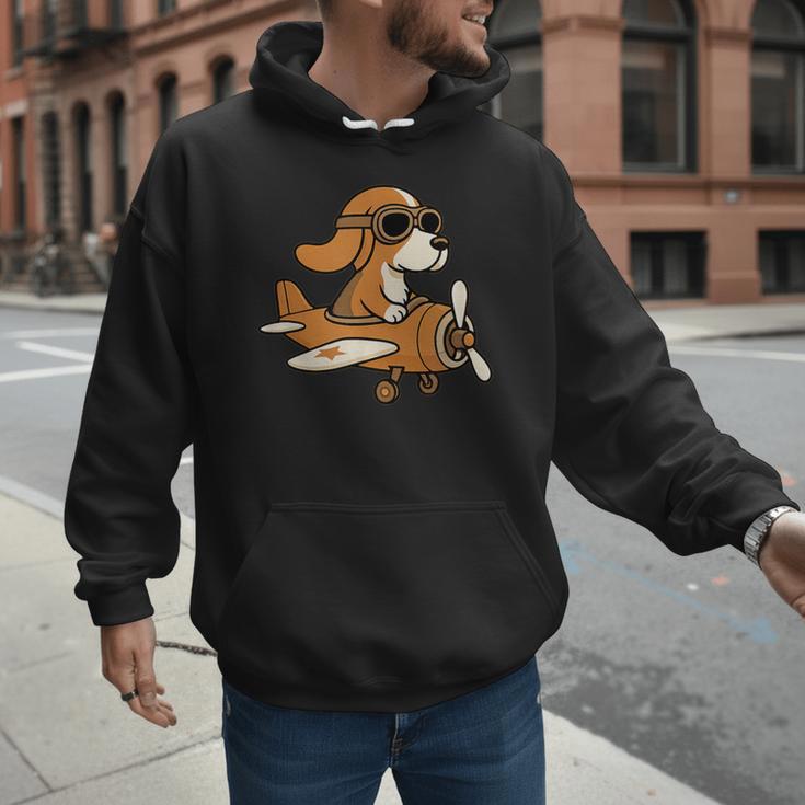 Beagle Flying a Plane Pilot Airplane Dog Mom Dad Men Hoodie