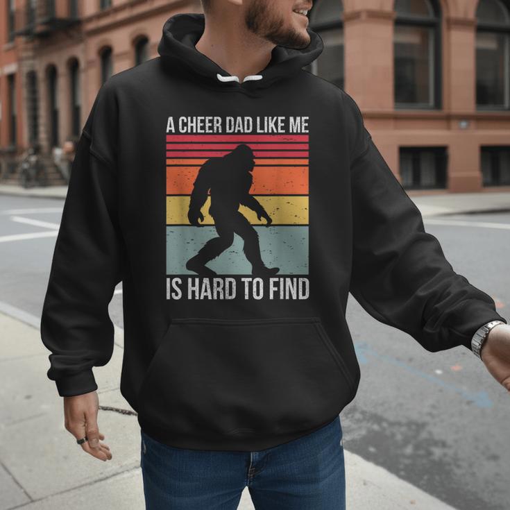 Cheer Dad Cheerleading Bigfoot Men Hoodie