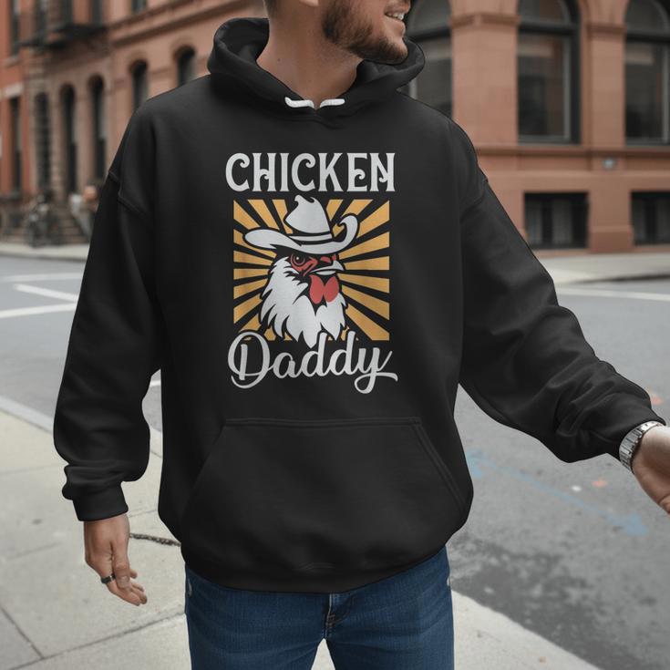 Chicken Daddy Vintage Poultry Farmer Fathers Day Men Hoodie