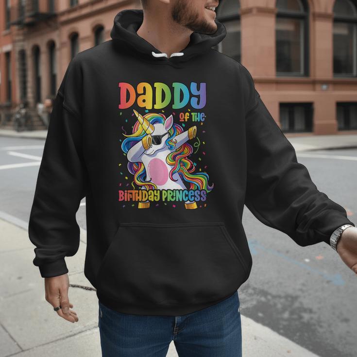 Daddy Of The Birthday Princess Girl Dabbing Unicorn Dad Men Hoodie