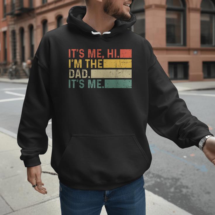 It's Me Hi I'm The Dad It's Me Dad Father's Day Retro Men Hoodie