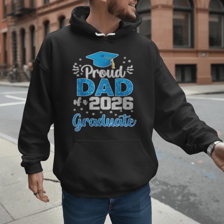 Proud Dad Of a Class Of 2026 Graduate Senior 2026 Men Hoodie