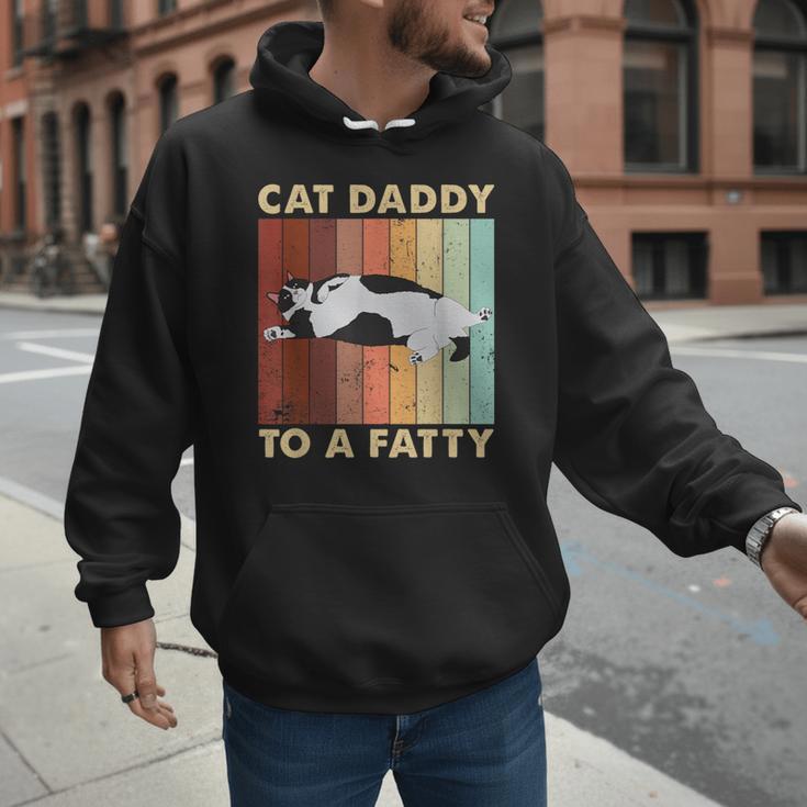 Retro Fat Chonk Dad Tee Cat Daddy To A Fatty Men Hoodie