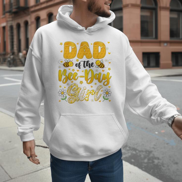 Dad Of The Bee Day Girl Flower Birthday Family Matching Men Hoodie Dad Of The Bee Day Girl Flower Birthday Family Matching Men Hoodie