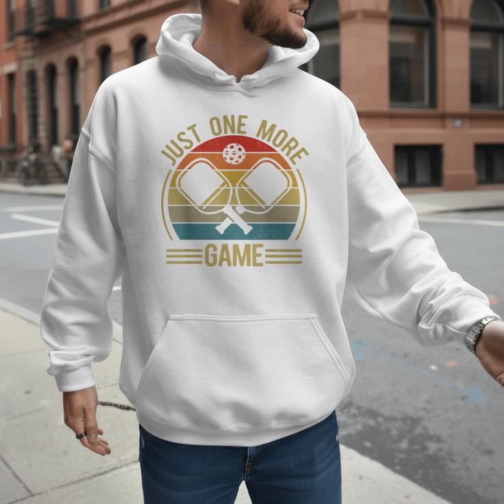 Pickleball-Shirt Just One More Game Dad Mom Women Men Men Hoodie
