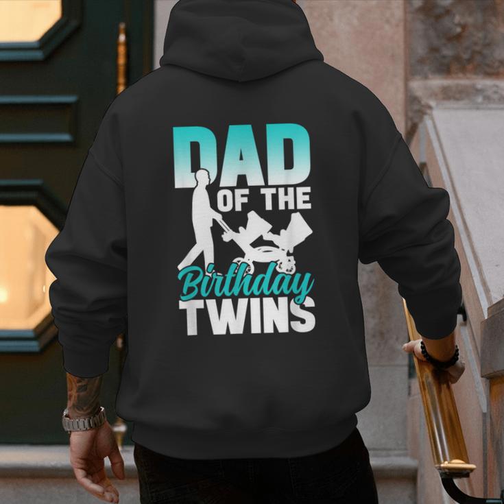 Dad Of The Birthday Twins Celebrate Cute Twin Father Daddy Men's Hoodie Back Print
