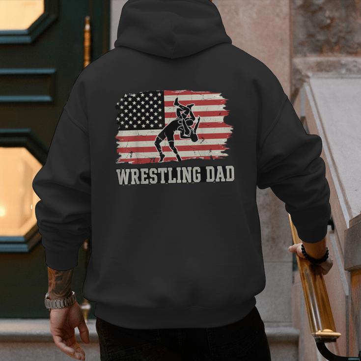 Wrestling Dad US Flag Fathers Day Retro Wrestling Fans Men's Hoodie Back Print