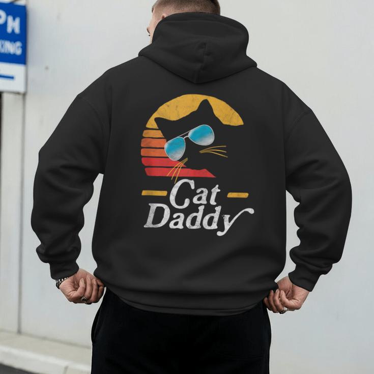 Cat Daddy Vintage 80s Style Cat Retro Sunglasses Distressed Men's Hoodie Back Print