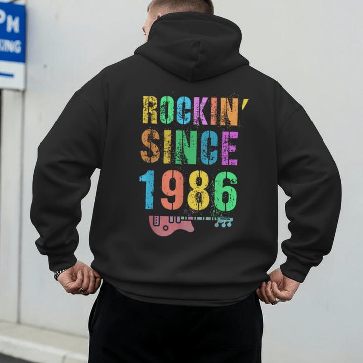 Rockin' Since 1986 Vintage Rockstar 40th Birthday Mom Dad 40 Men's Hoodie Back Print