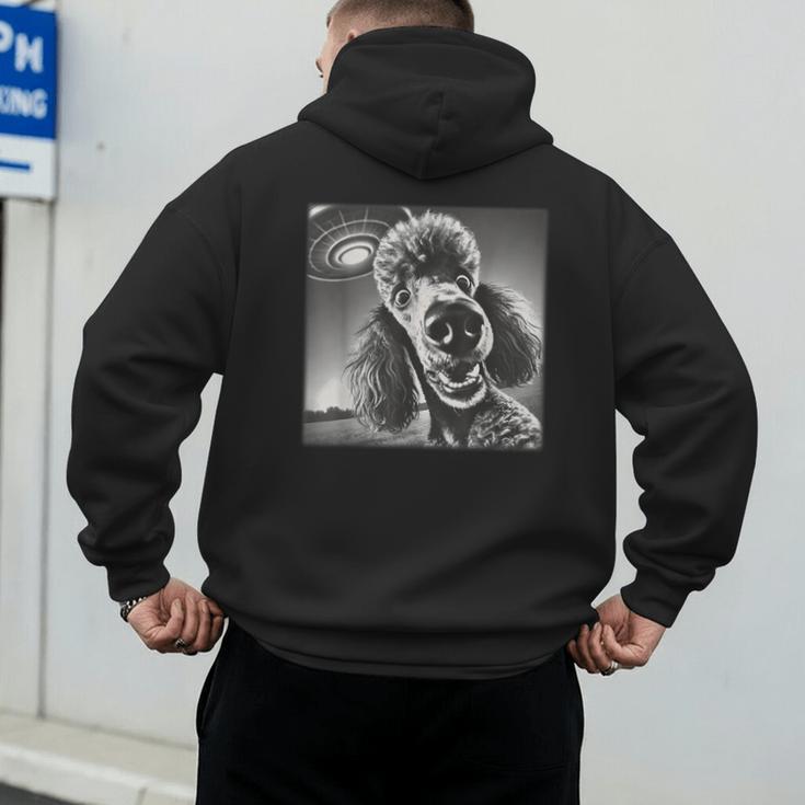 Vintage Poodle Selfie With UFO Alien Photobooth Dog Mom Dad Men's Hoodie Back Print