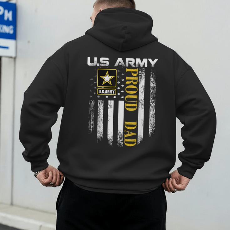 Vintage US Army Proud Dad With American Flag Men's Hoodie Back Print