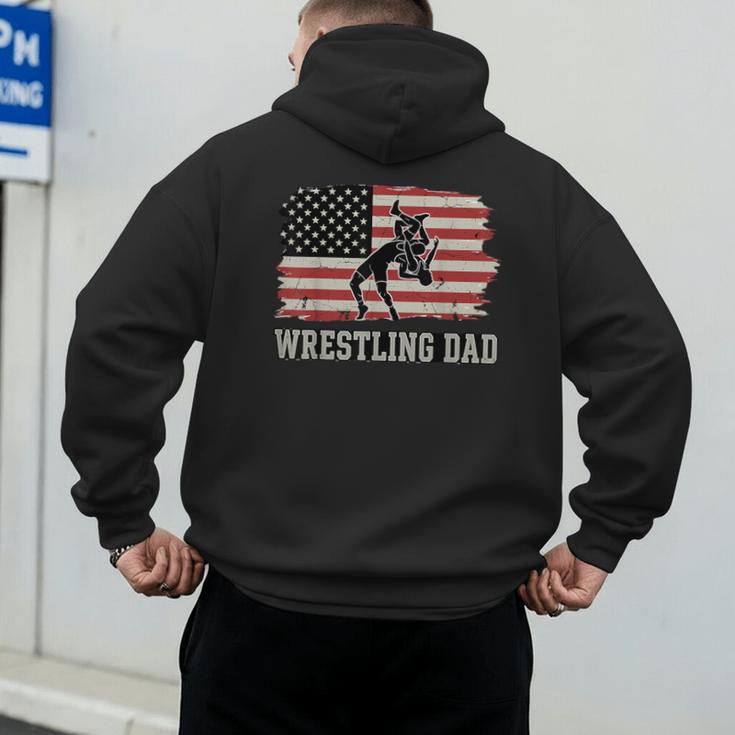 Wrestling Dad US Flag Fathers Day Retro Wrestling Fans Men's Hoodie Back Print