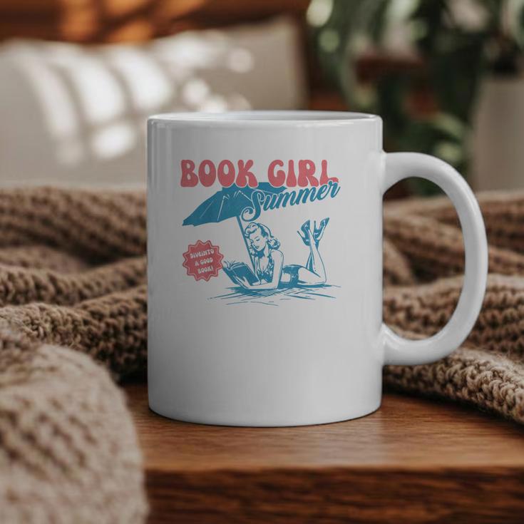 Retro Book Girl Summer Beach Vacation For Book Lover Graphic Print Coffee Mug