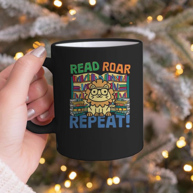 Animals Read Reading Book Library First Day Of School Kids Graphic Print Coffee Mug