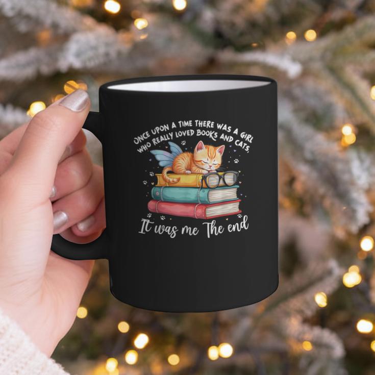 Cats And Books Easily Distracted By Book & Cat Lover Men Women Kids Graphic Print Coffee Mug