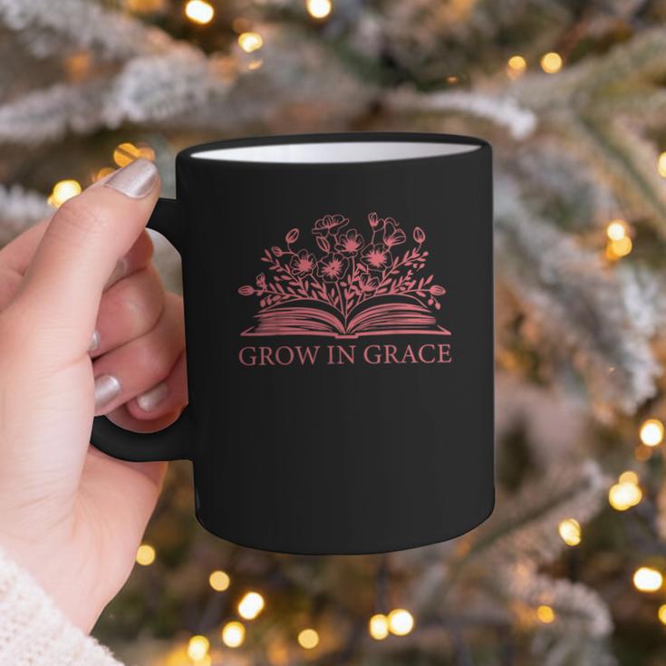 Retro Grow In Grace Wildflower Book Christian Bible Verse Graphic Print Coffee Mug