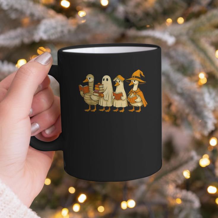 Spooky Halloween Book Lover Halloween Reading Goose Graphic Print Coffee Mug
