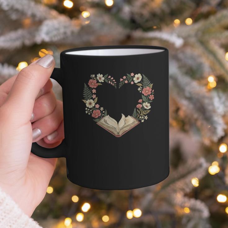 Vintage Book Lover Valentine Heart Graphic Print Coffee Mug