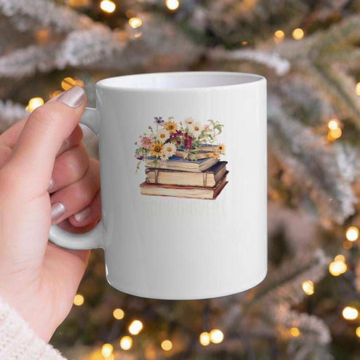 Booktrovert Vintage Wildflowers Books For Book Lovers Graphic Print Coffee Mug