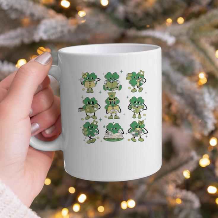 Cute Shamrock Reading Books St Patrick's Day Teacher Reading Graphic Print Coffee Mug